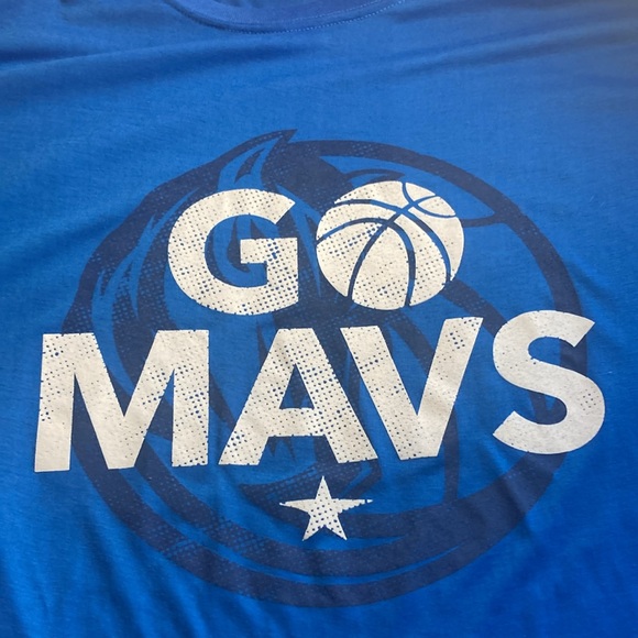 EUC Unisex XL Dallas Mavericks XL Blue 2017 Promo Soft T Shirt - Picture 4 of 7